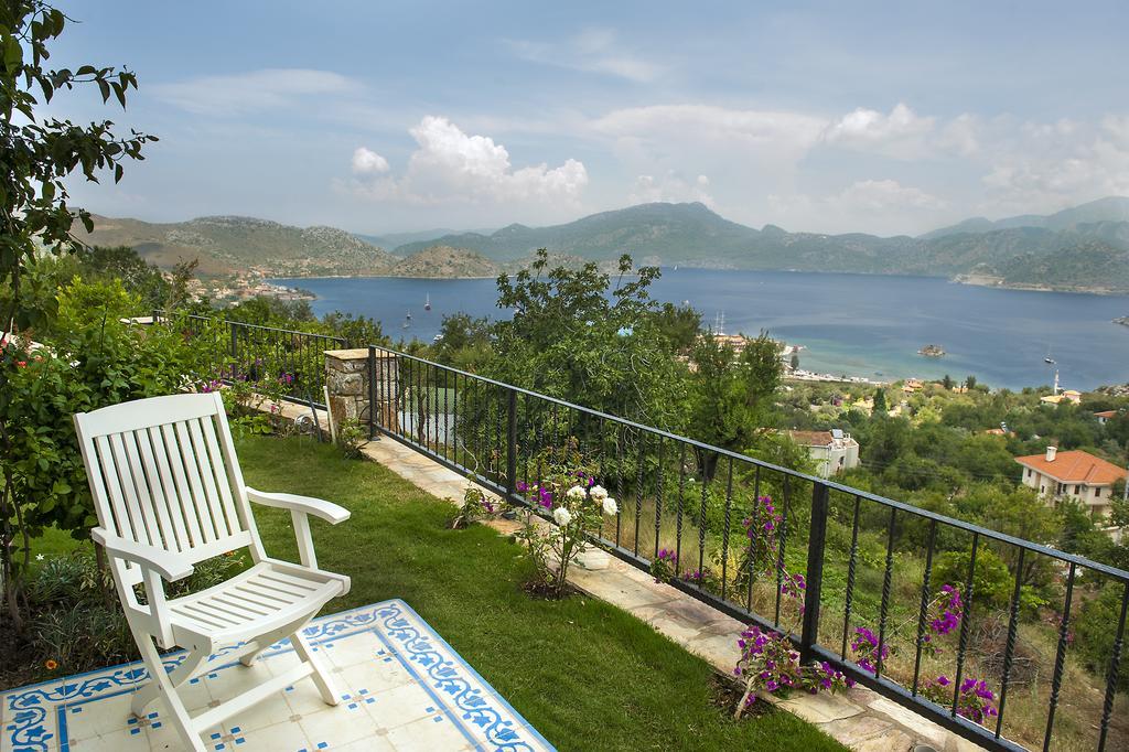 Swan Lake Hotel - Adult Only Selimiye  Bagian luar foto