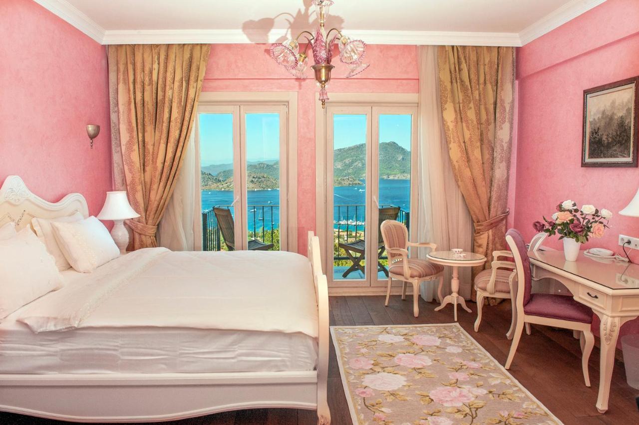 Swan Lake Hotel - Adult Only Selimiye  Bagian luar foto