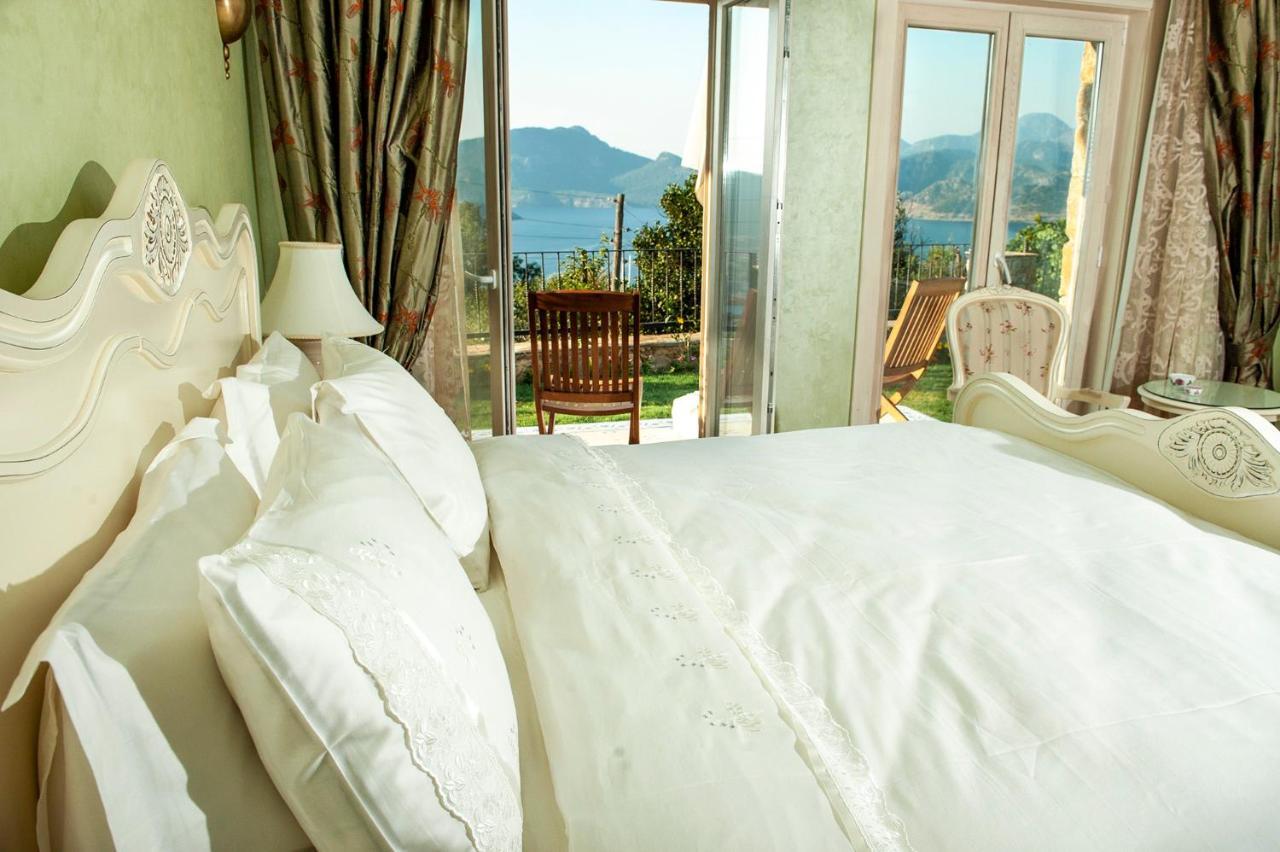 Swan Lake Hotel - Adult Only Selimiye  Bagian luar foto