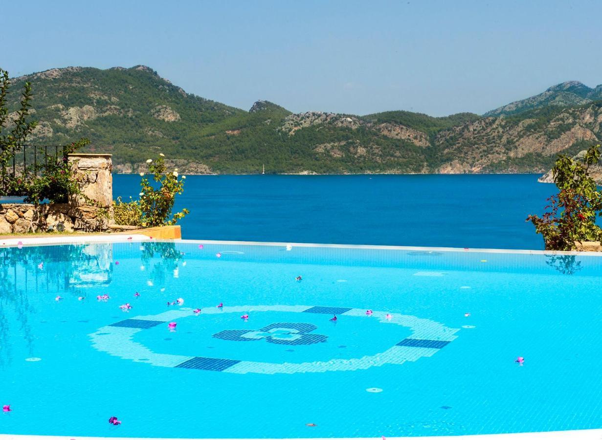 Swan Lake Hotel - Adult Only Selimiye  Bagian luar foto