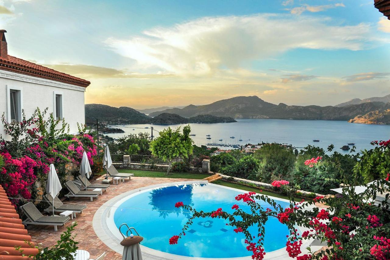 Swan Lake Hotel - Adult Only Selimiye  Bagian luar foto